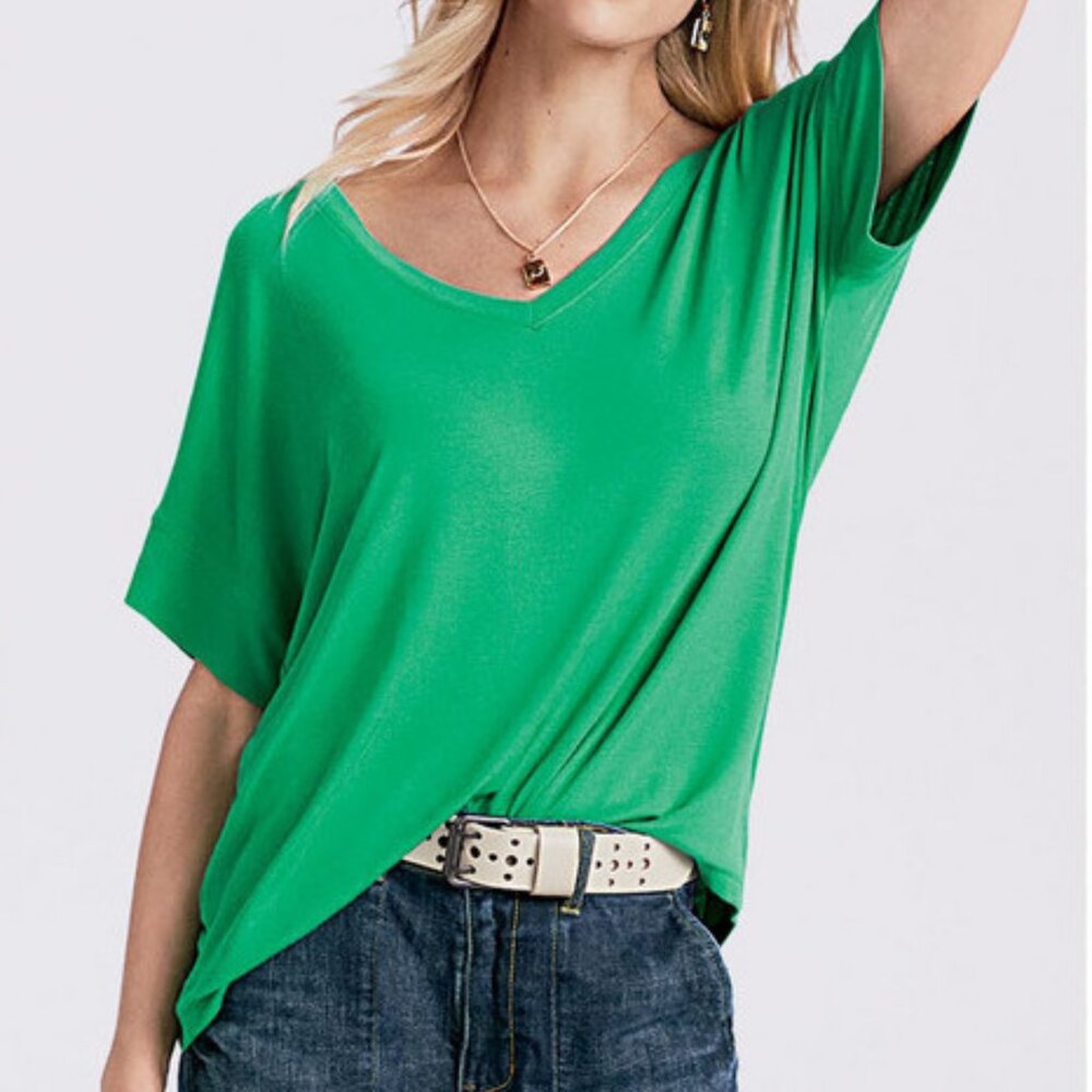 Cabi field tee small green NWOT